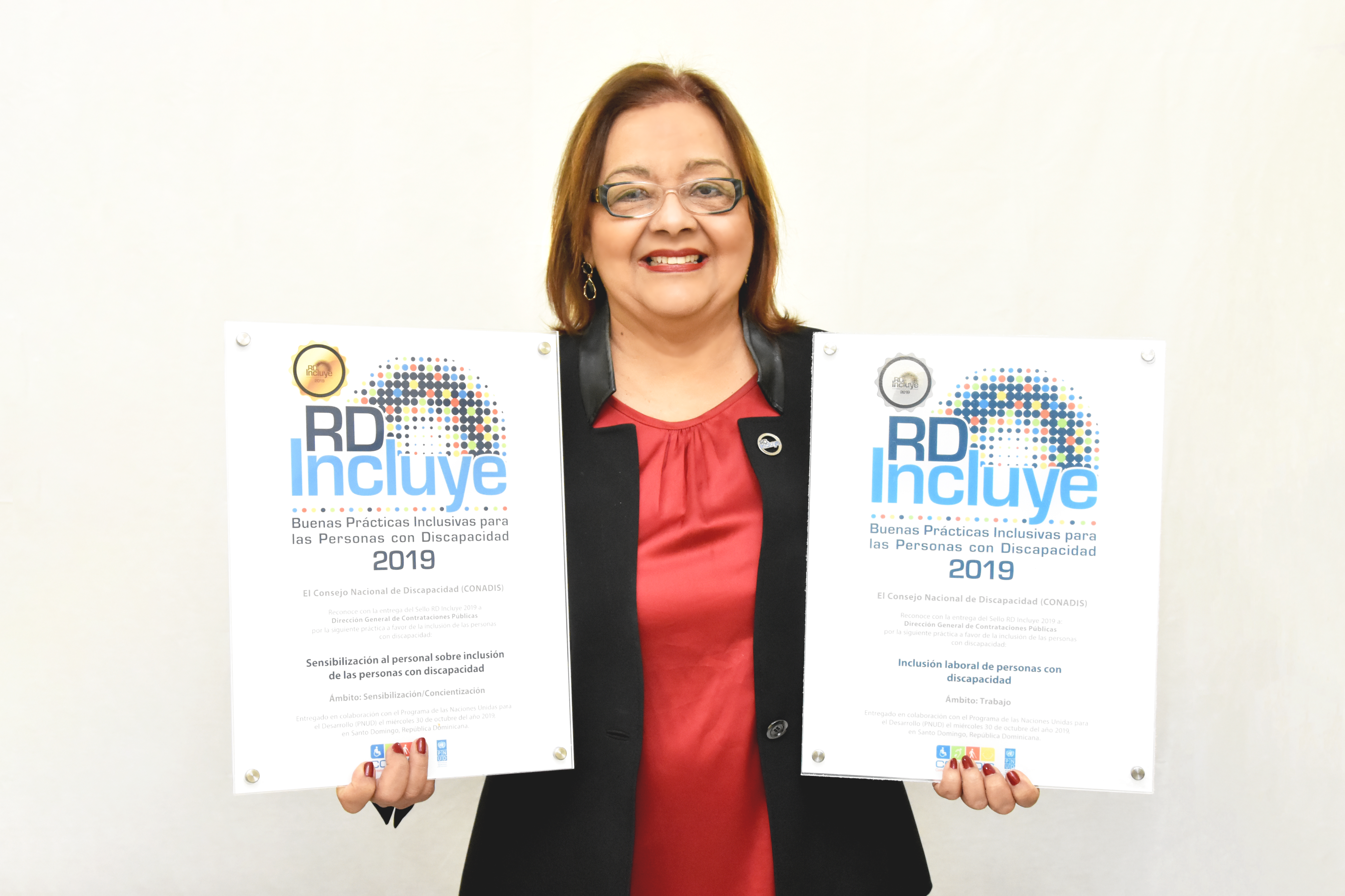 Contrataciones Públicas Obtiene Dos Medallas en Sello de Buenas Prácticas Inclusivas “RD Incluye 2019”