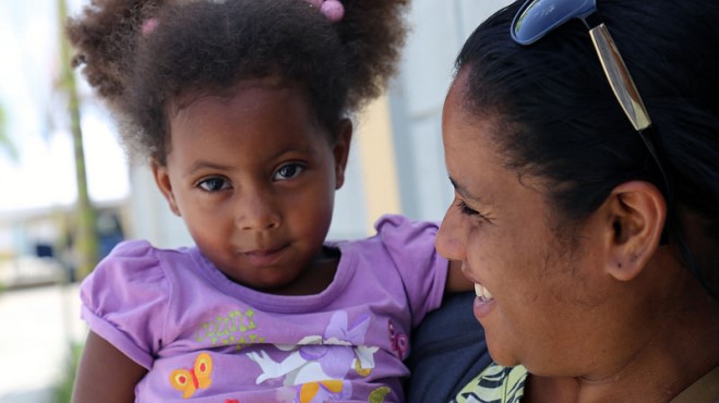 Oscania Isabel, "A los muchachos les dan desayuno, comida y los atienden el día entero"