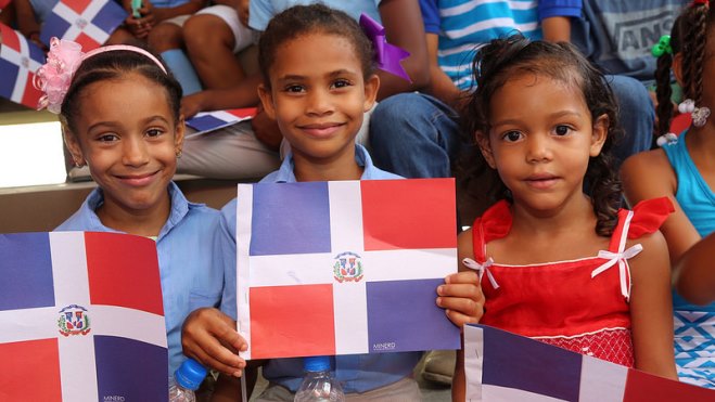 Espaillat integra 43 aulas a Tanda Extendida; inauguran tres escuelas