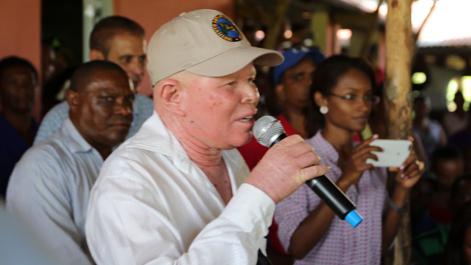 Demetrio, productor de casabe, expresa palabras a presidente Danilo medina.