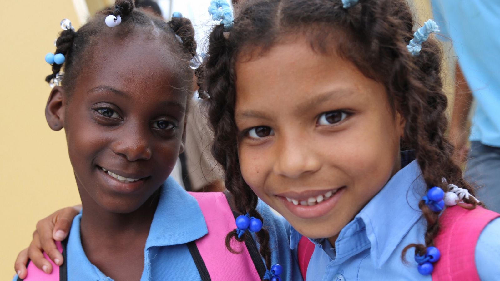 Los Frailes reciben escuela de 27 aulas.