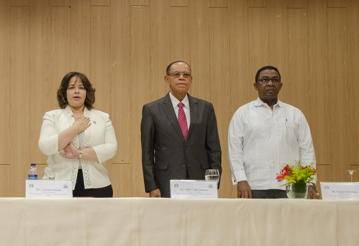 Dra. Yokasta Guzmán en conferencia Santiago