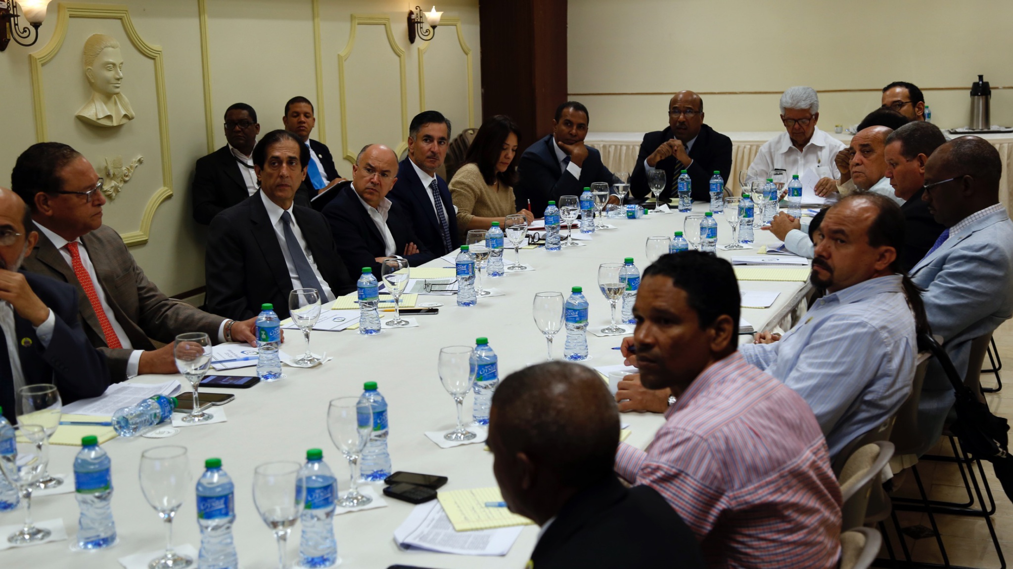 Reunión realizada en el Palacio Nacional para el Cuatrienio del Agua