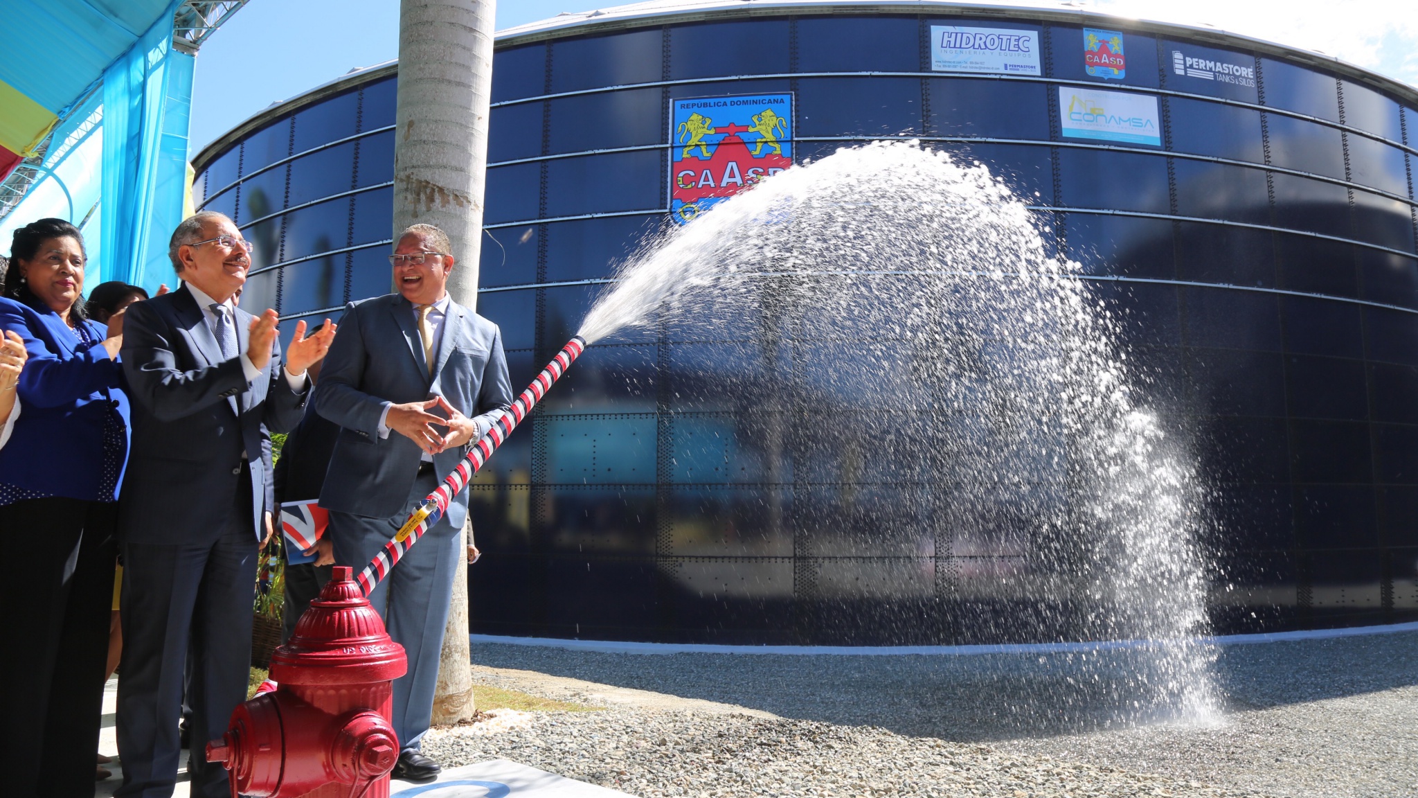 Presidente Danilo Medina entrega acueducto oriental.