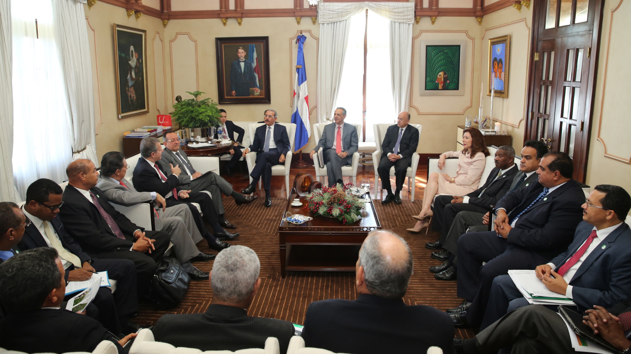 Presidente Danilo Medina de reúne con viveristas