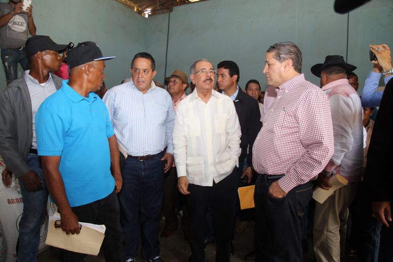 Danilo Medina visita Sabana de la Mar