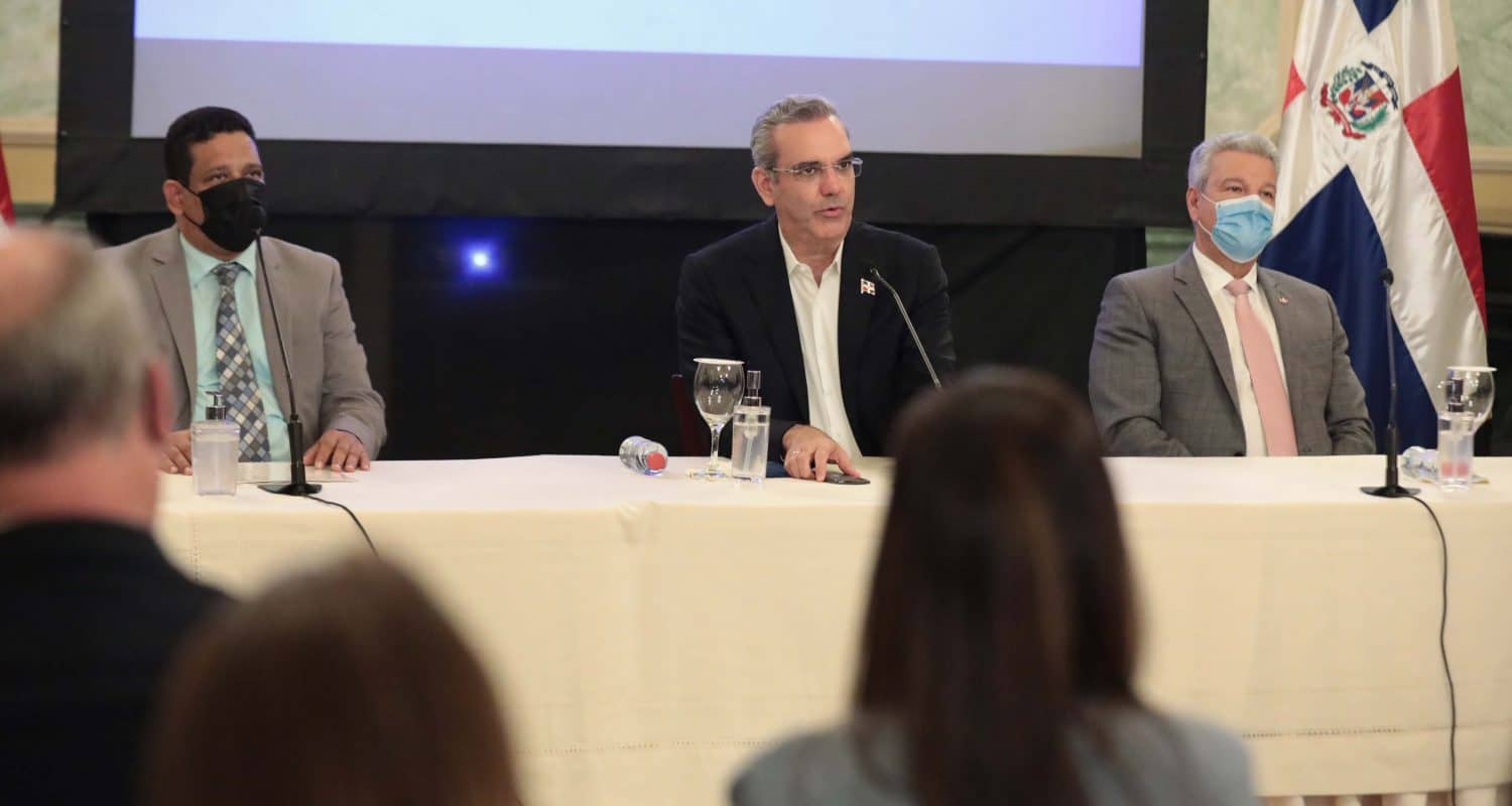 Gobierno refuerza compromiso con transparencia y rendición de cuentas en proyectos de obras públicas