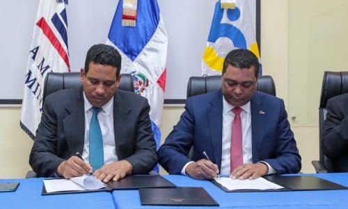 La Liga Municipal Dominicana (LMD) y la Dirección General de Contrataciones Públicas (DGCP) firman convenio