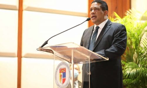 Director Carlos Pimentel