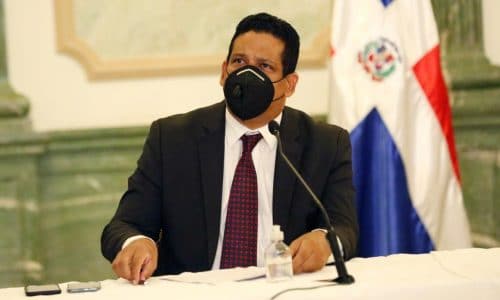 Director Carlos Pimentel