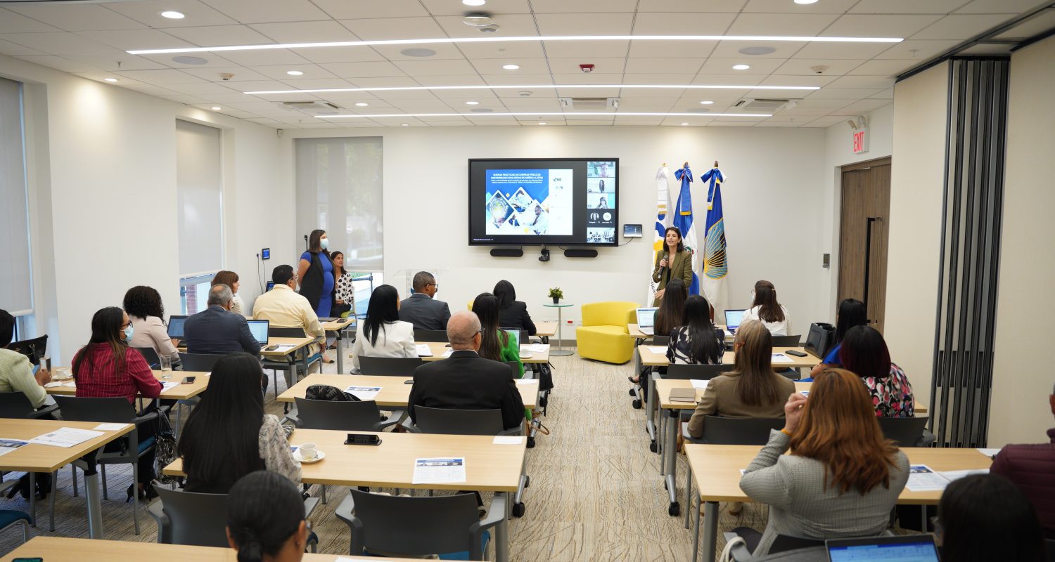 DGCP y BID abogan por la inclusión de personas con discapacidad y envejecientes en las contrataciones públicas