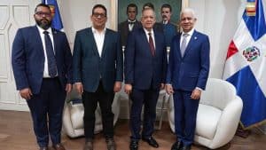 DGCP y Consultoría Jurídica del Poder Ejecutivo depositan en el Senado proyecto de ley de concesiones de obras y servicios