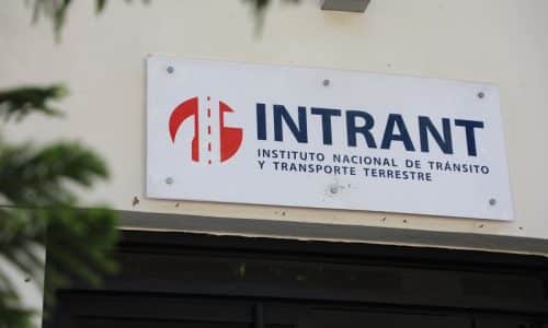 DGCP suspende contrato suscrito por el Intrant para instalación de red de semáforos en el Gran Santo Domingo