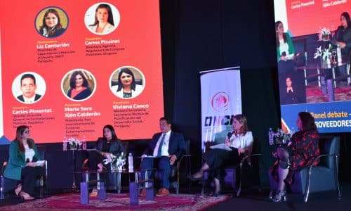 Director Carlos Pimentel participa en Congreso Internacional de Compras Públicas celebrado en Paraguay